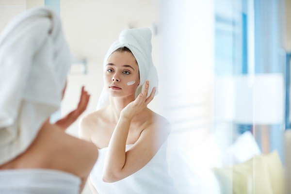 皮肤管理，针对不同类型毛孔的解决方案